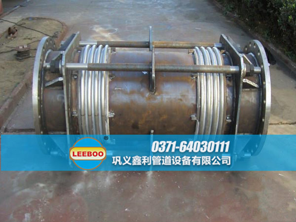 未噴漆的大拉桿橫向波紋<a href=http://www.mostdrawn.com.cn target=_blank class=infotextkey>補(bǔ)償器</a>