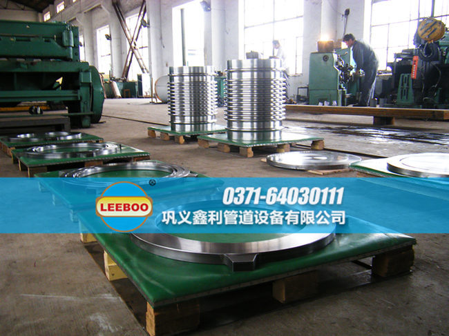 鑫利<a href=http://www.mostdrawn.com.cn target=_blank class=infotextkey>補償器</a>組裝車間